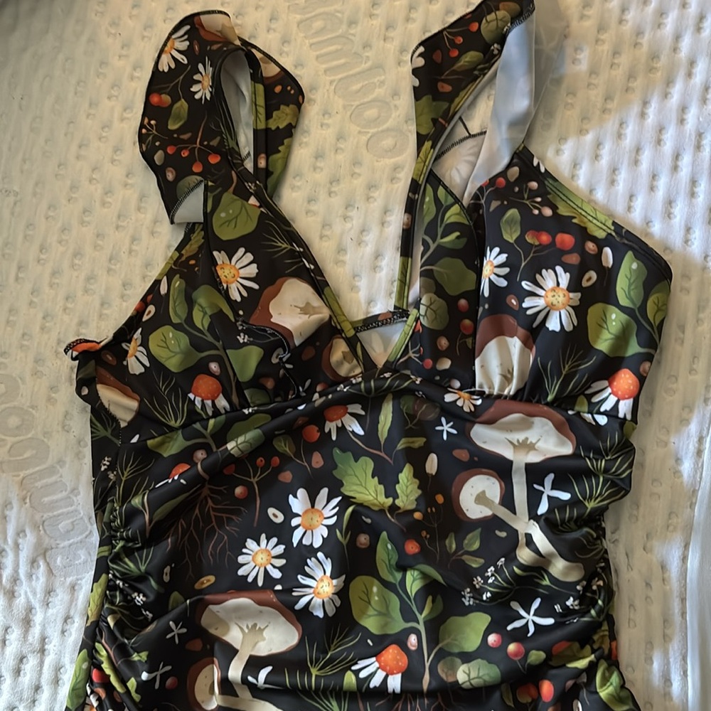 SHEIN Black Floral One Piece Swimsuit - Picture 3 of 4